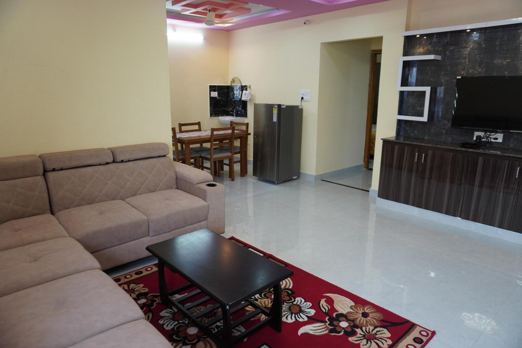 Tirumala Premium Home Stay Tirupati Bagian luar foto